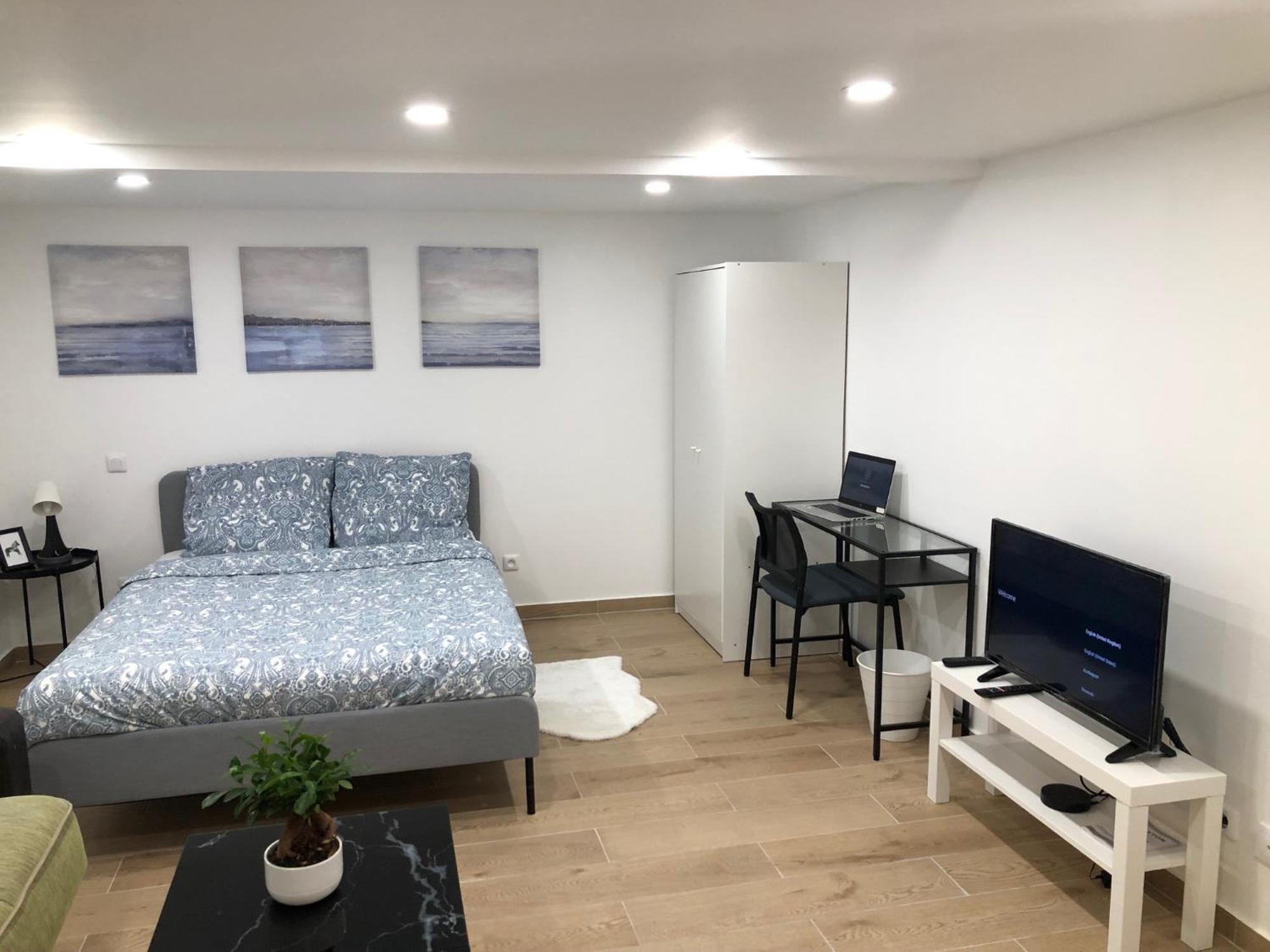 Grand F2 Confortable Saint-Denis  Ngoại thất bức ảnh